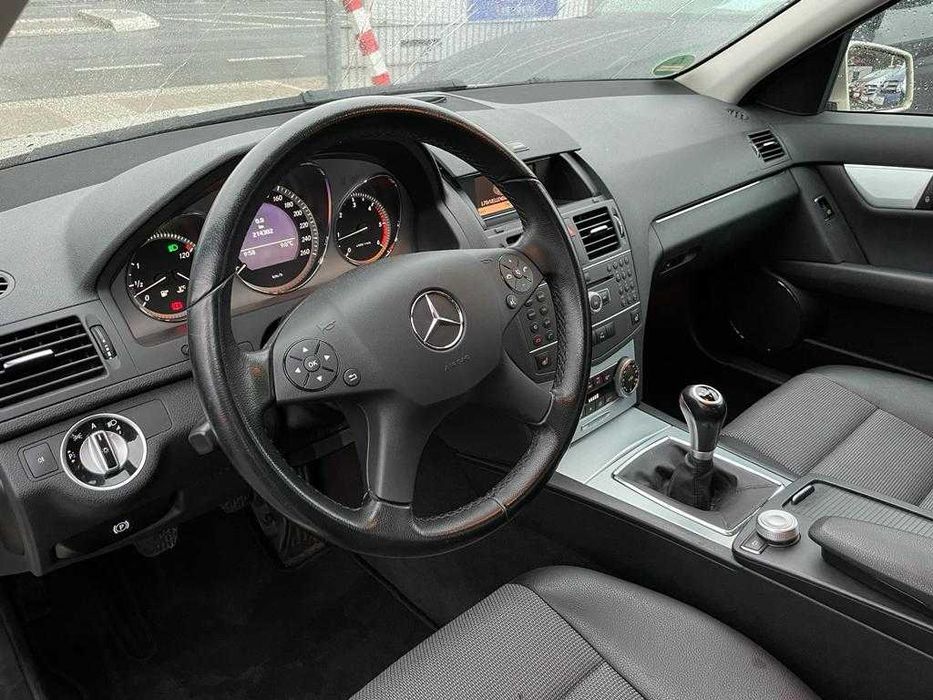 Mercedes C220 Advantagard 208 cv