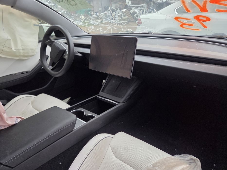 Разборка Tesla Model 3 Performance  Highland  бампер фара Капот крыло