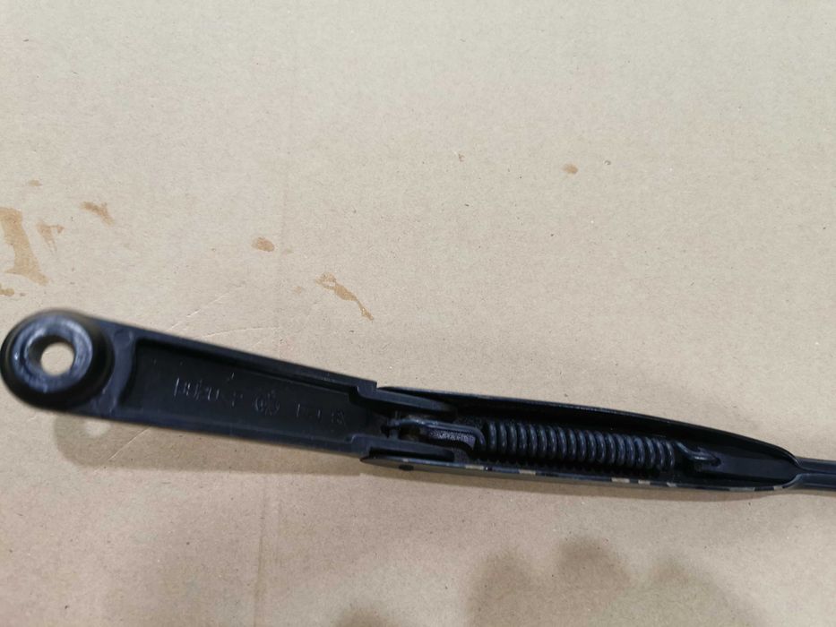 OKAZJA! Ramię wycieraczki przedniej prawej - Fiat Bravo II