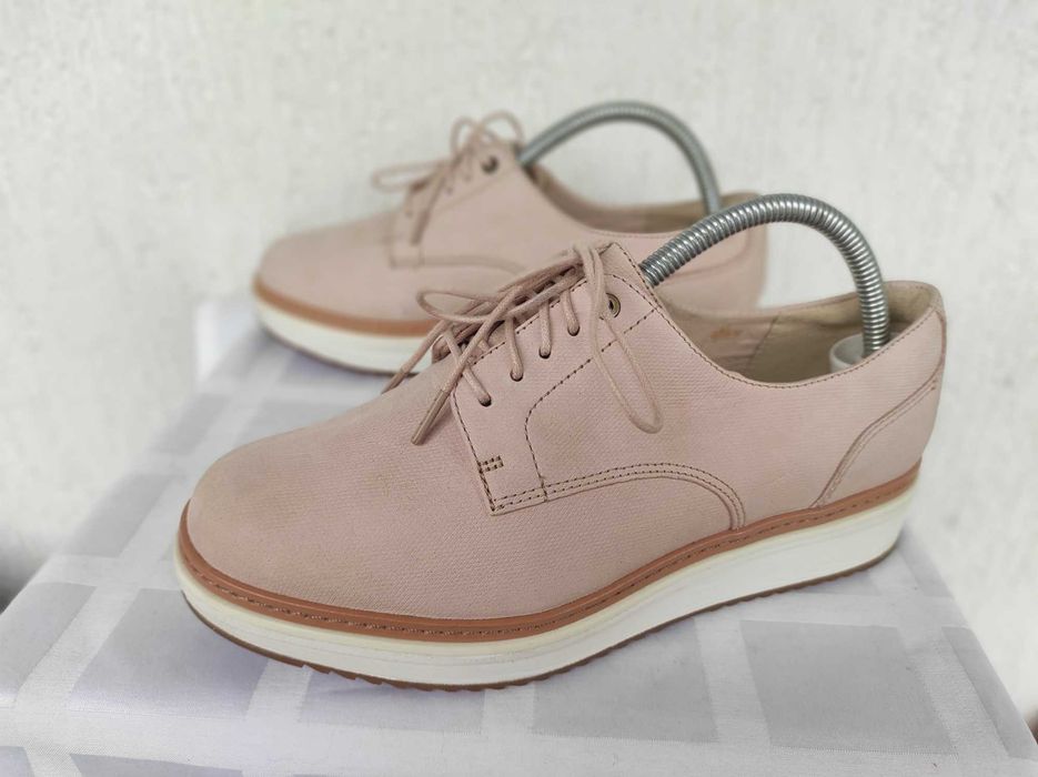 Брендовие кожанние туфли Clarks р.37