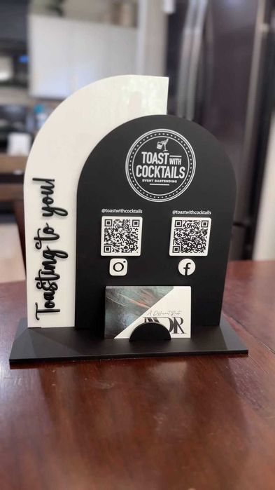 Placa QR Code em Acrílico