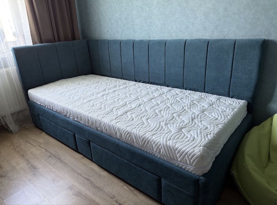 Продам одномісне ліжко стан нового