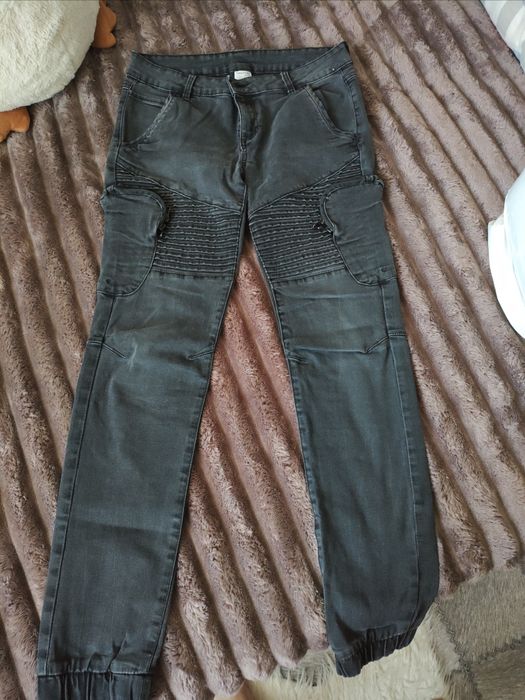 Отдам пакет висчей для девочки