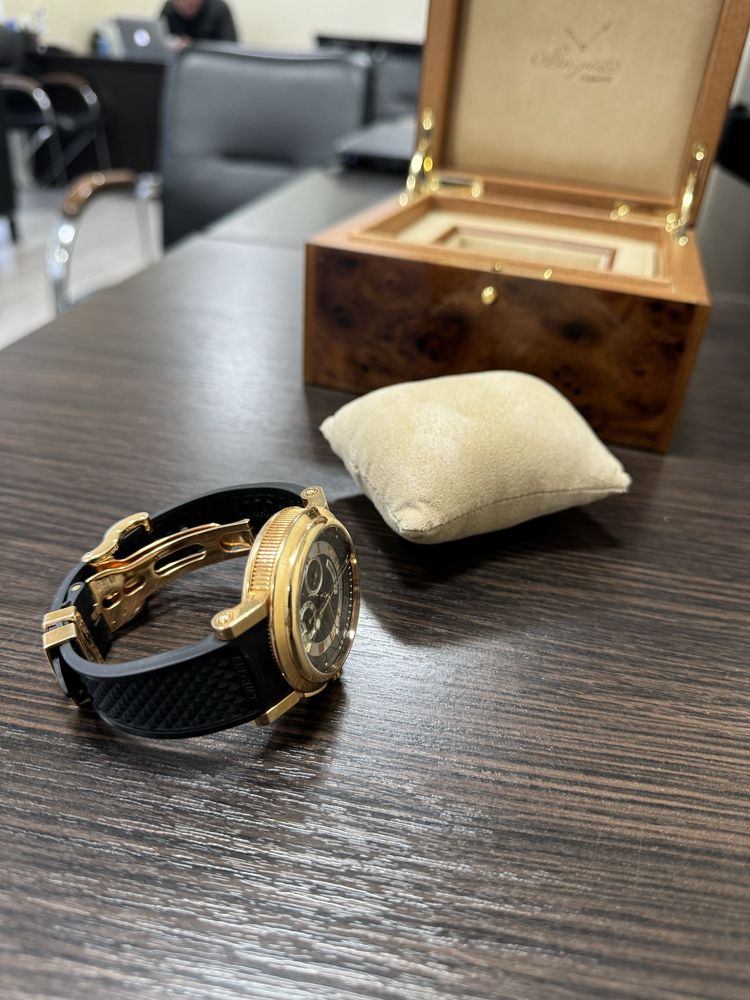Breguet marine chronograph gold 780 000 Olx