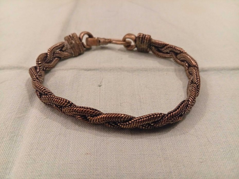 Pulseira antiga, em  prateado envelhecido, tipo tricô viking