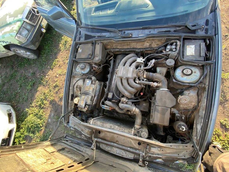 BMW / БМВ 525i E34 седан 1988-1996 разборка на запчасти