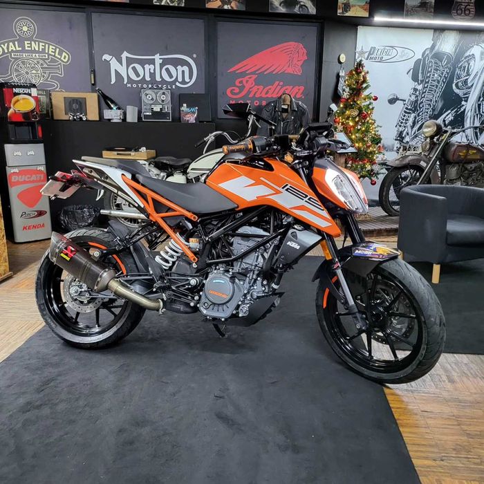 KTM Duke 125 edição M.Oliveira #88 2020