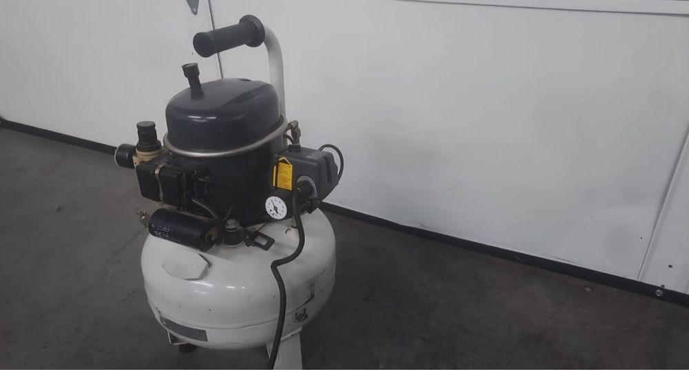 compressor de ar silencioso sil air  50/24