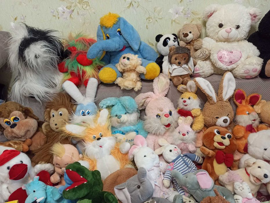 Мягкие детские игрушки. Можно для собак. Много