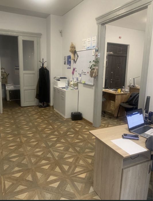 Оренда офісу | ЦЕНТР | Біля фонтану