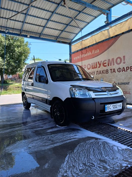 Citroen berlingo 2009 1.6 дизель