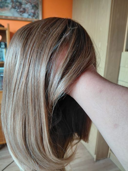 Peruka damska ciemny blond Althair