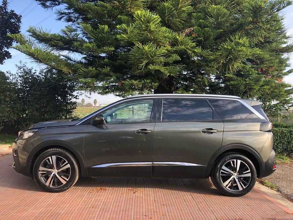Peugeot 5008 BlueHDI 130 EAT8 Allure Pack