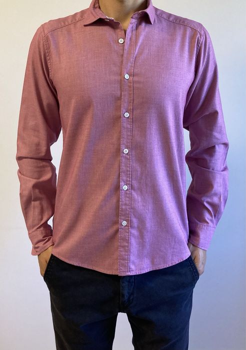 Camisa cor-de-rosa tamanho M
