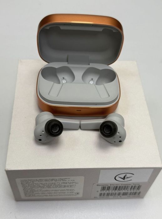 Bang&Olufsen BeoPlay 11