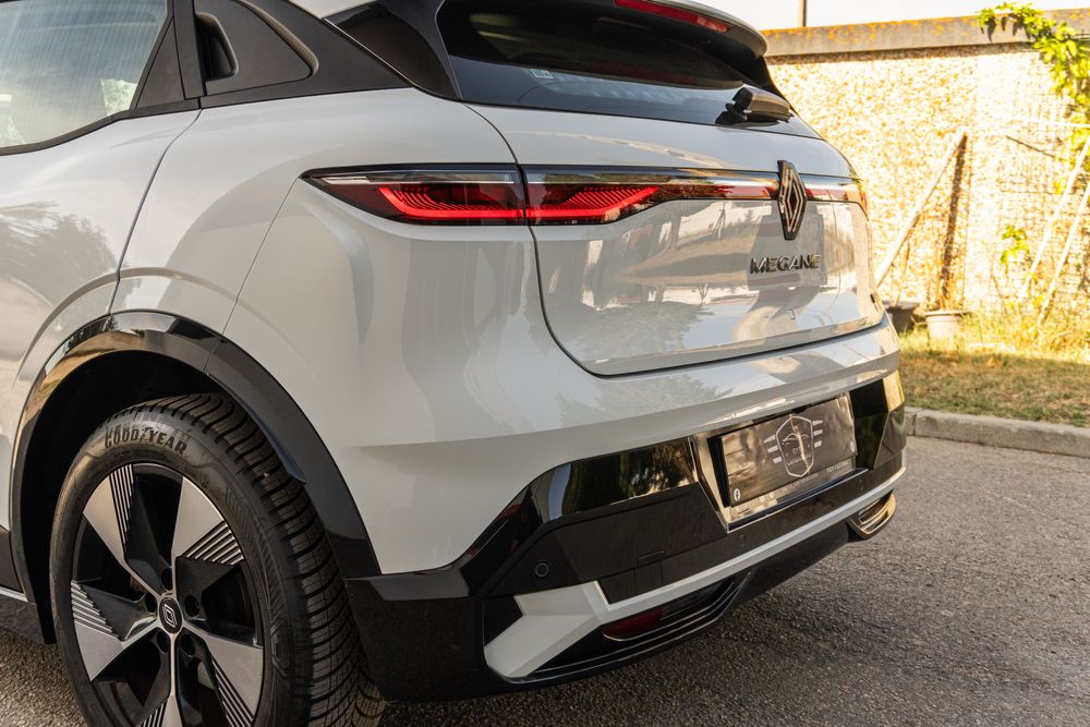 Renault Mégane E-Tech Equilibre EV40 Boost Charge  (Financiamento)