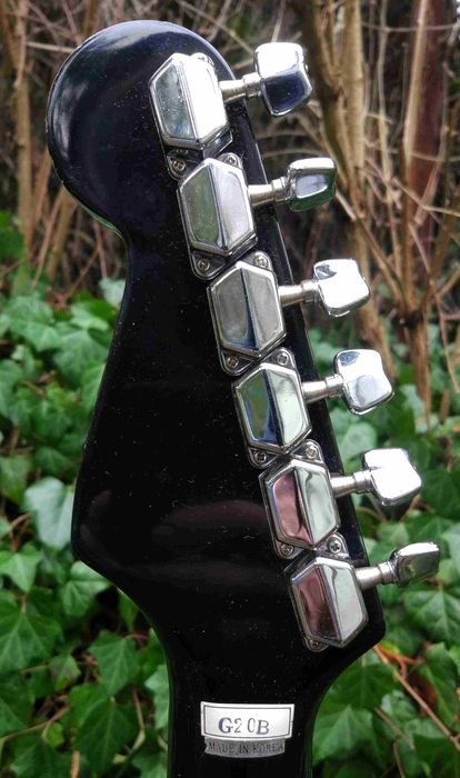 Gitara elektryczna stratocaster SPACER