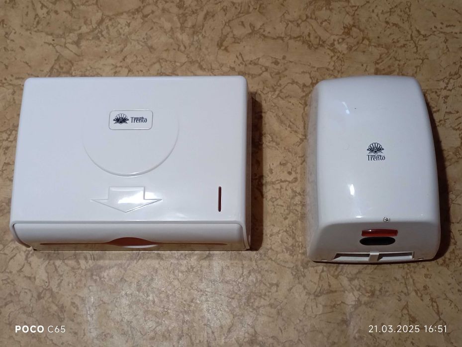 сушарка для рук й тримач полотенець.TRENTO