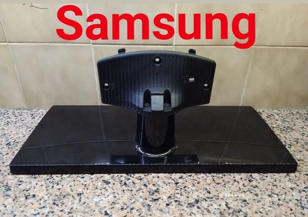 Suporte pé para TV Samsung 32 in casa quarto apartamento vivenda escritório gabinete carro cozinha.