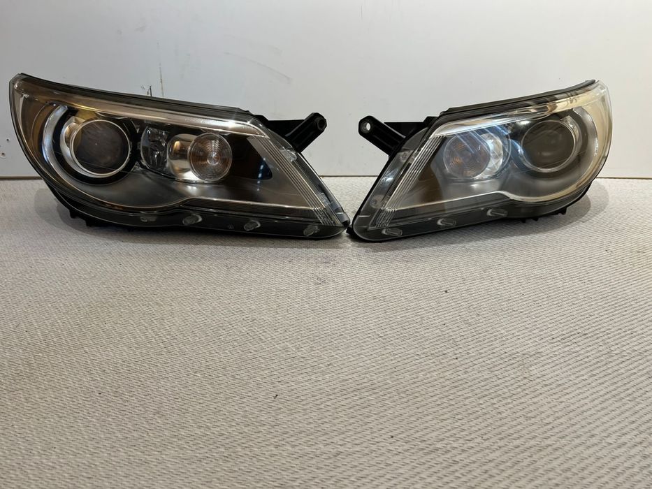 Фара права та ліва Volkswagen Tiguan БІ-ксенон HID 07-11р