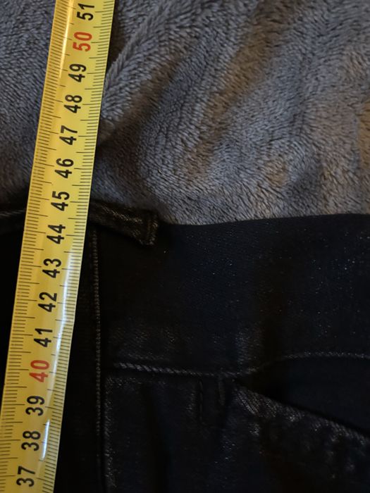 Jeans czarny szwedy