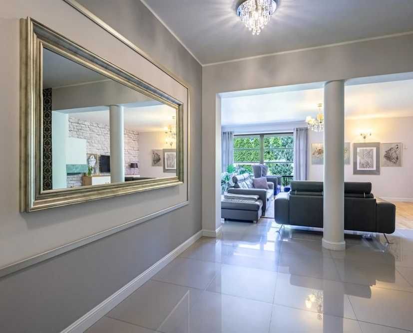 Sprzedam dom, 2 garaże! Super lokalizacja! Niskie koszty, Komfortowy