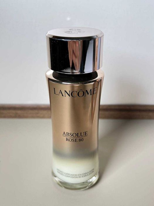 Емульсія для обличчя Lancome Absolue Rose 80 Micro-Essence