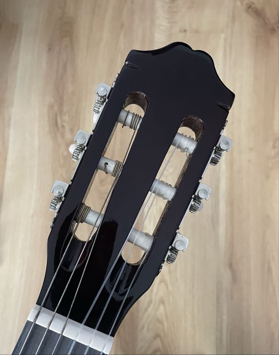 Gitara Ambra Viva N 3/4 z pokrowcem.