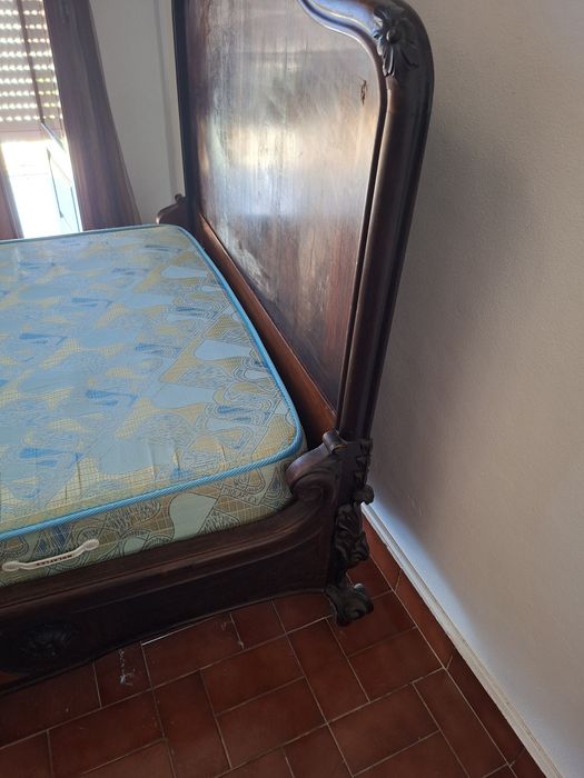 Cama estilo Luís XV