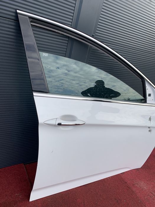 Hyundai I40 drzwi prawe przednie prawy przód białe