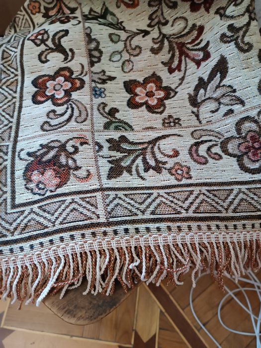 Гобелен  ГДР. Покрывало . Скатерть.