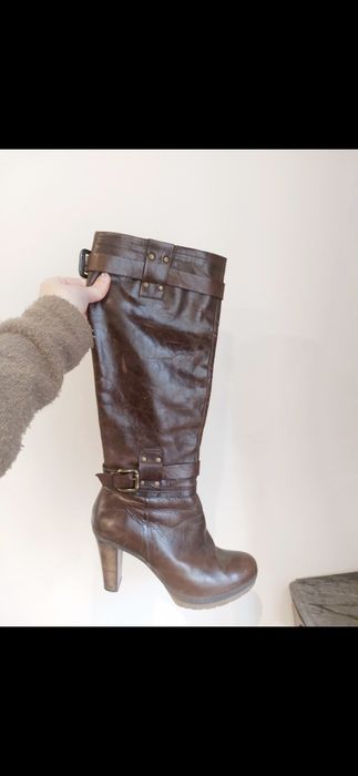 Botas com salto lanidor