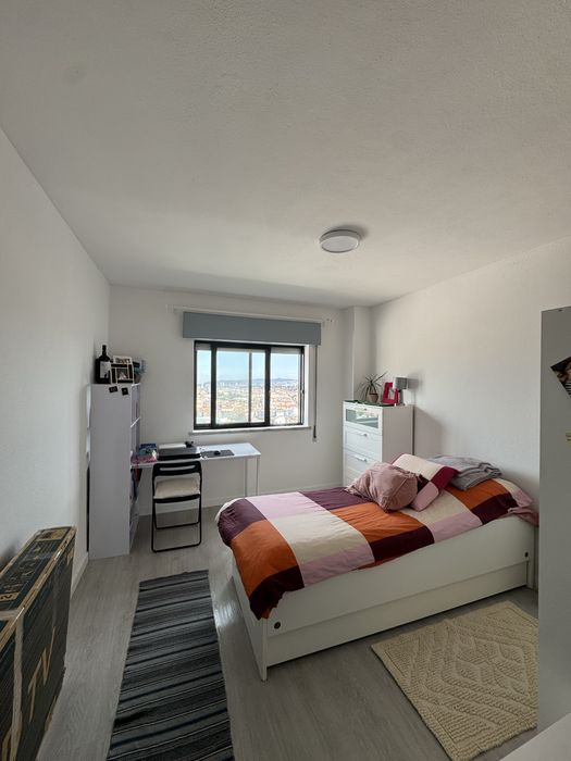 Quarto para arrendar Pendão Queluz