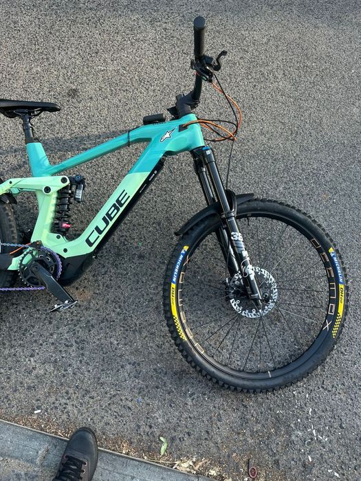 Cube stereo hibrid 160