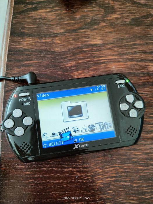 Sprzedam odtwarzacz MP4 z grami na Pegasus