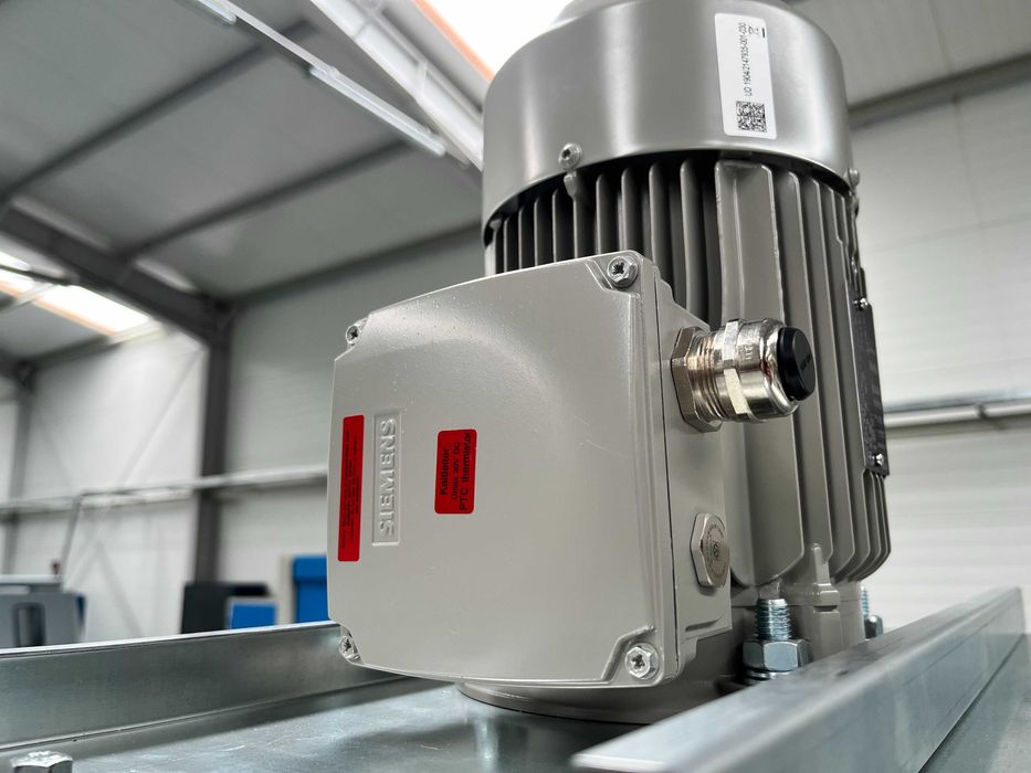 Ściana lakiernicza ścianka wyciągowa 2X2m 2,2kw SIEMENS producent