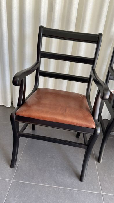 Cadeiroes Preto