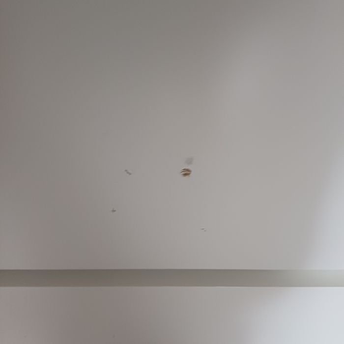 Biała komoda z Ikea
