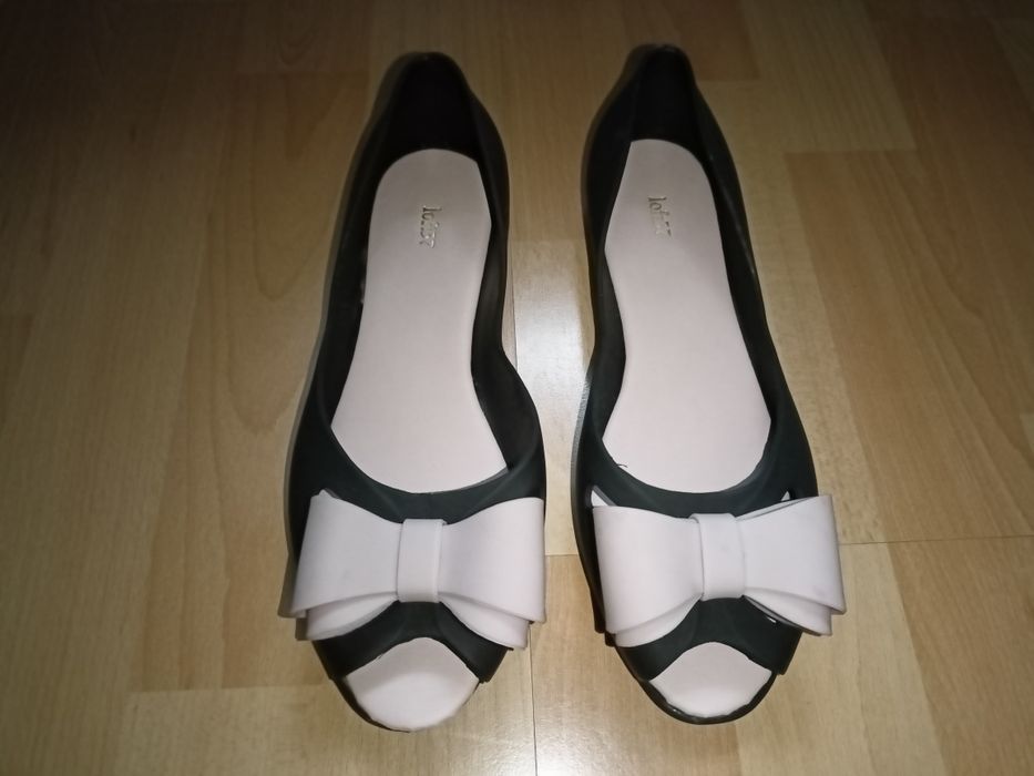 Meliski czarne z brudnym różem/ beżem r. 36/37