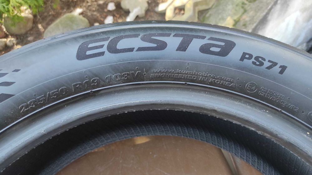 Sprzedam opony KUMHO 235/50 R19 103V