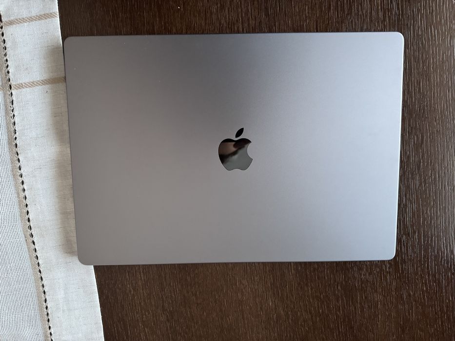 MacBook Pro 16” M1 Pro / 16GB / 512GB