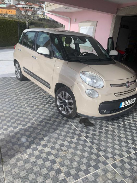 Fiat 500L automático