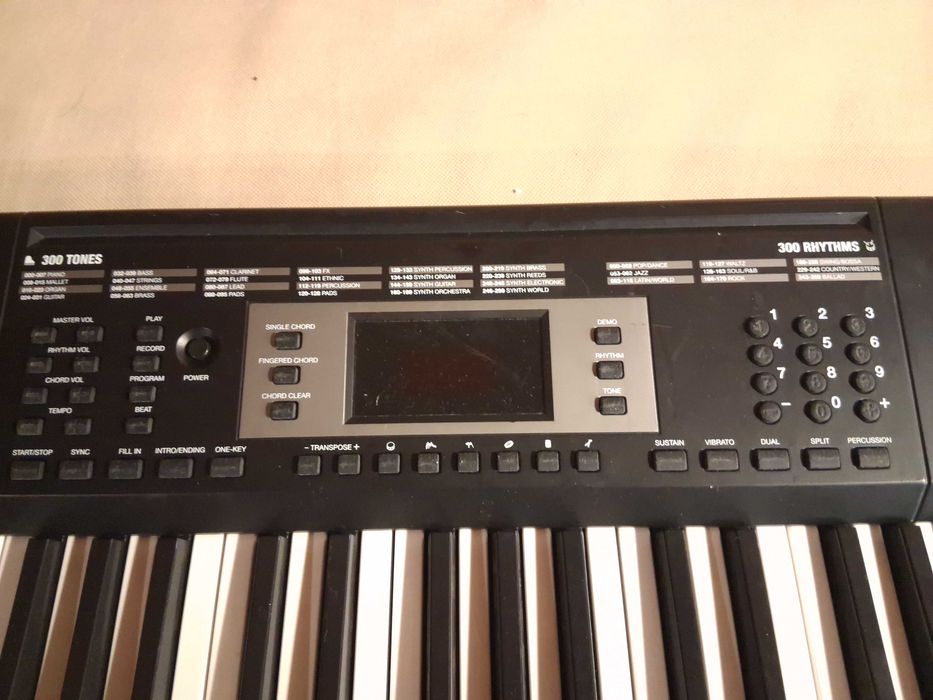 J183 Keyboard Alesis Melody 61 Instrument Muzyczny Dla Dzieci I Nauki
