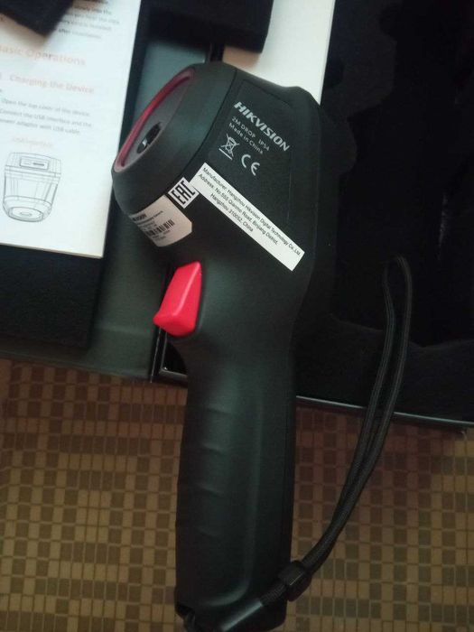 Ручний термограф DS-2TP31B-3AUF