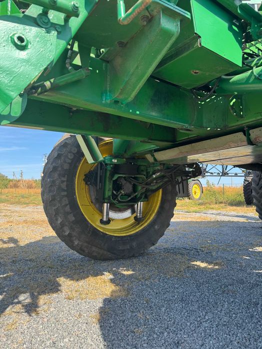 самохідний обприскувач John deere 4930