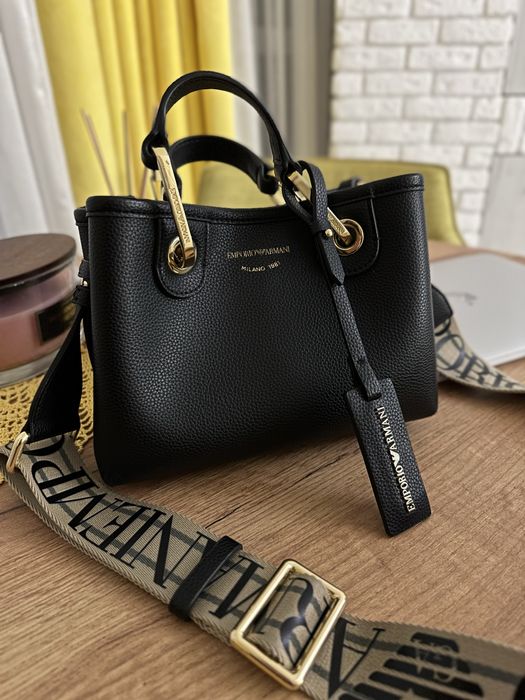 Сумка Emporio Armani