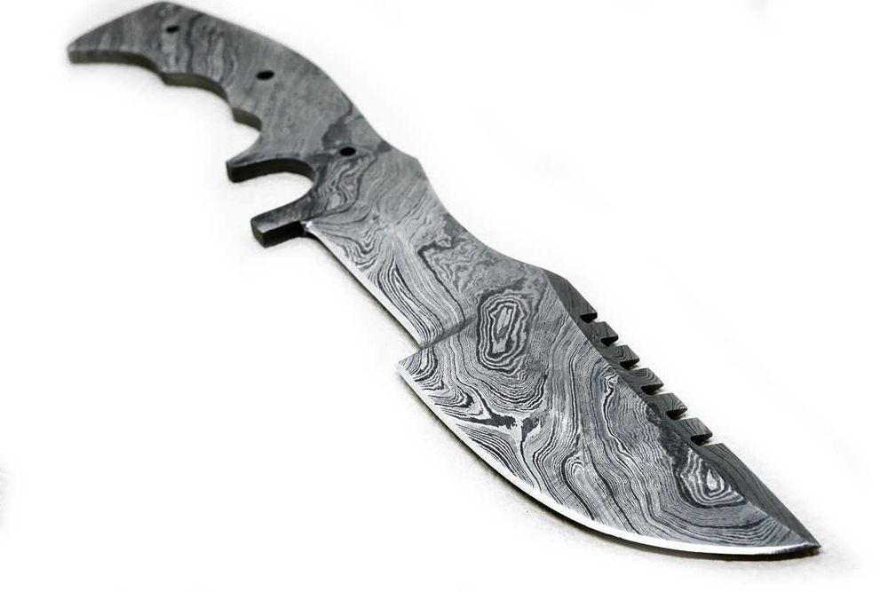 Nóż - Ostrze z damastu TRACKER Angielskiej marki Jayger