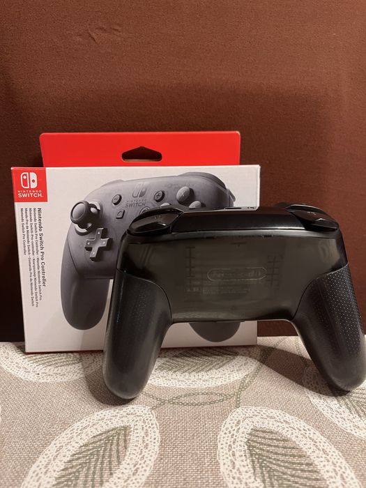 Nintendo Switch Pro Controller64563985663362121