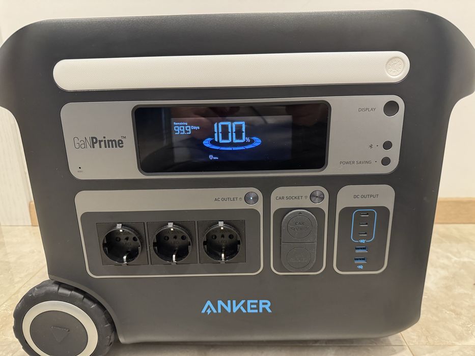Зарядна станція Anker Solix F2000