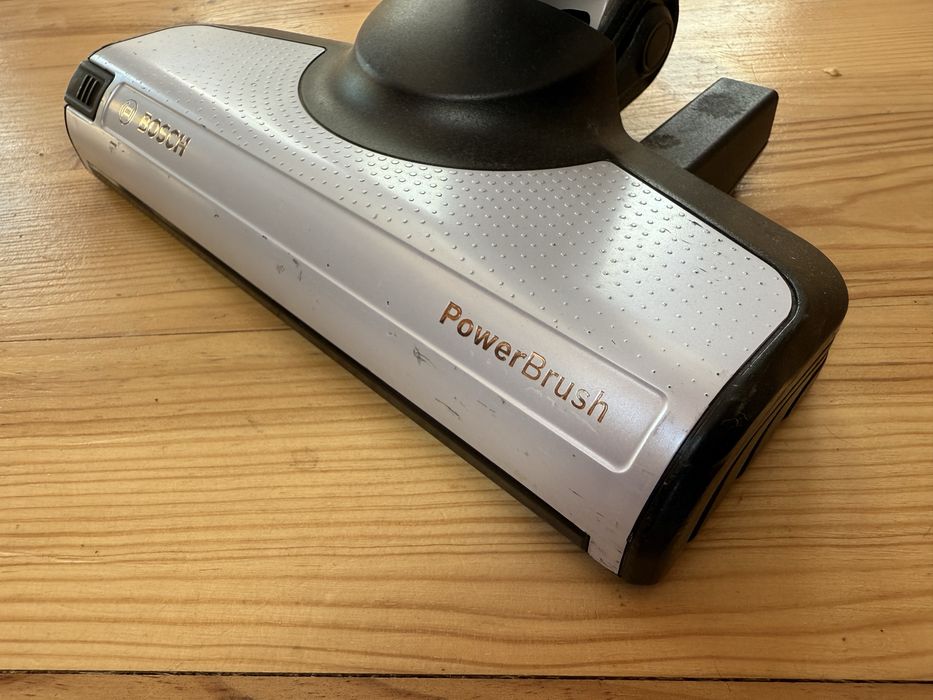 Aspirador vertical BOSCH Flexxo Serie 4